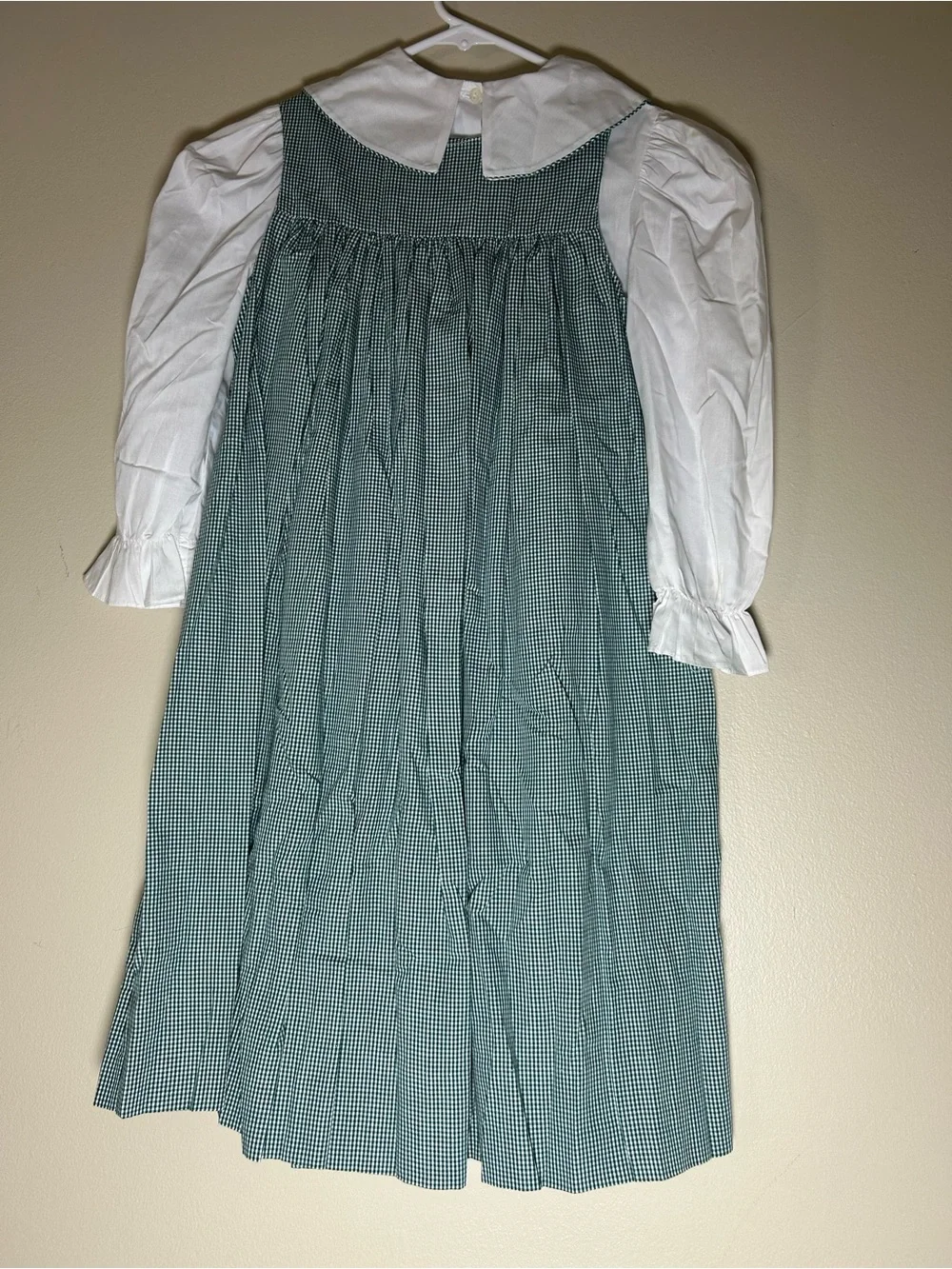 Amanda Remembered Girls 6X Green Gingham Smocked Cow Dress w/ White Blouse